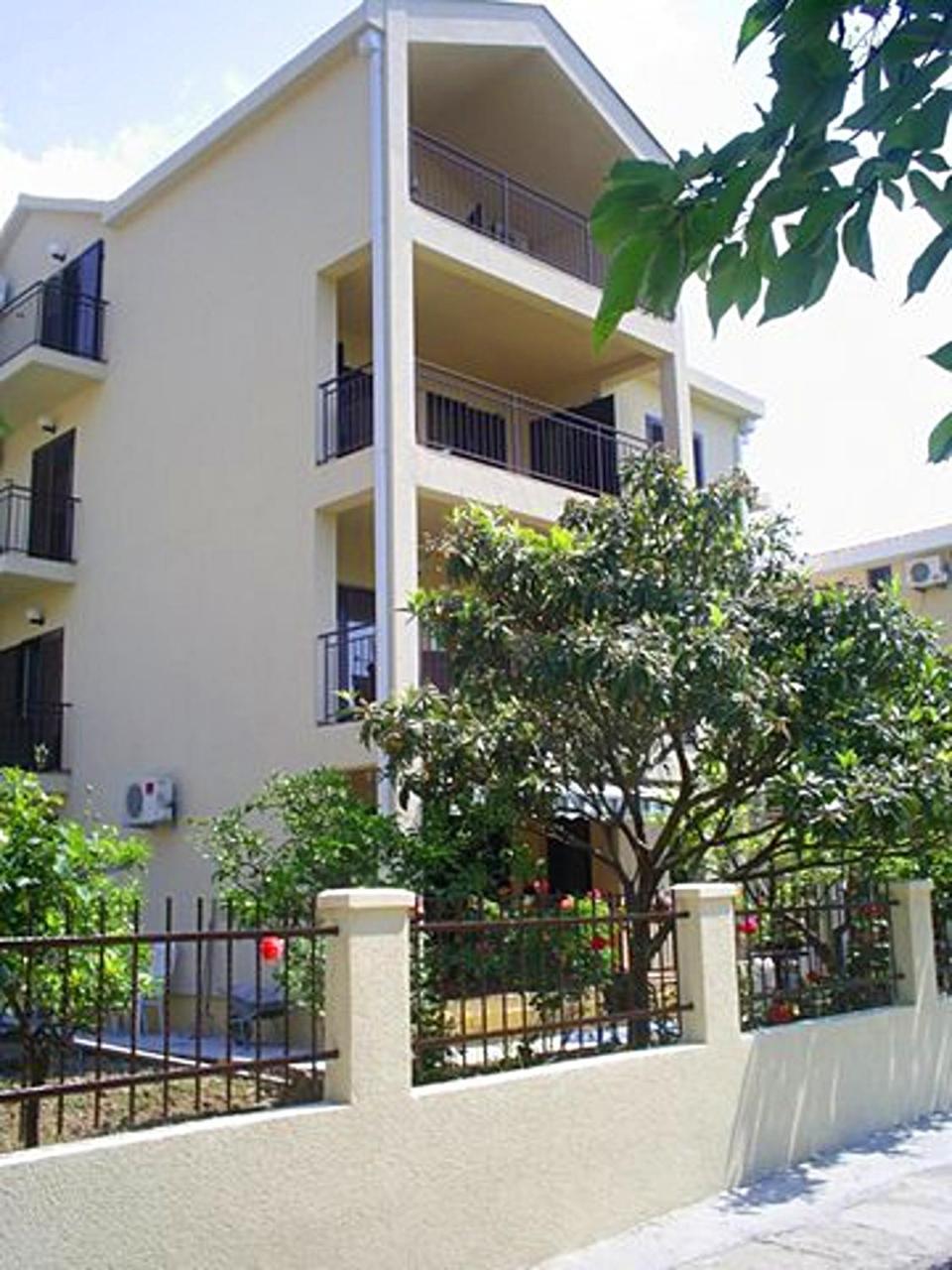 Apartments And Rooms Marija Budva Extérieur photo